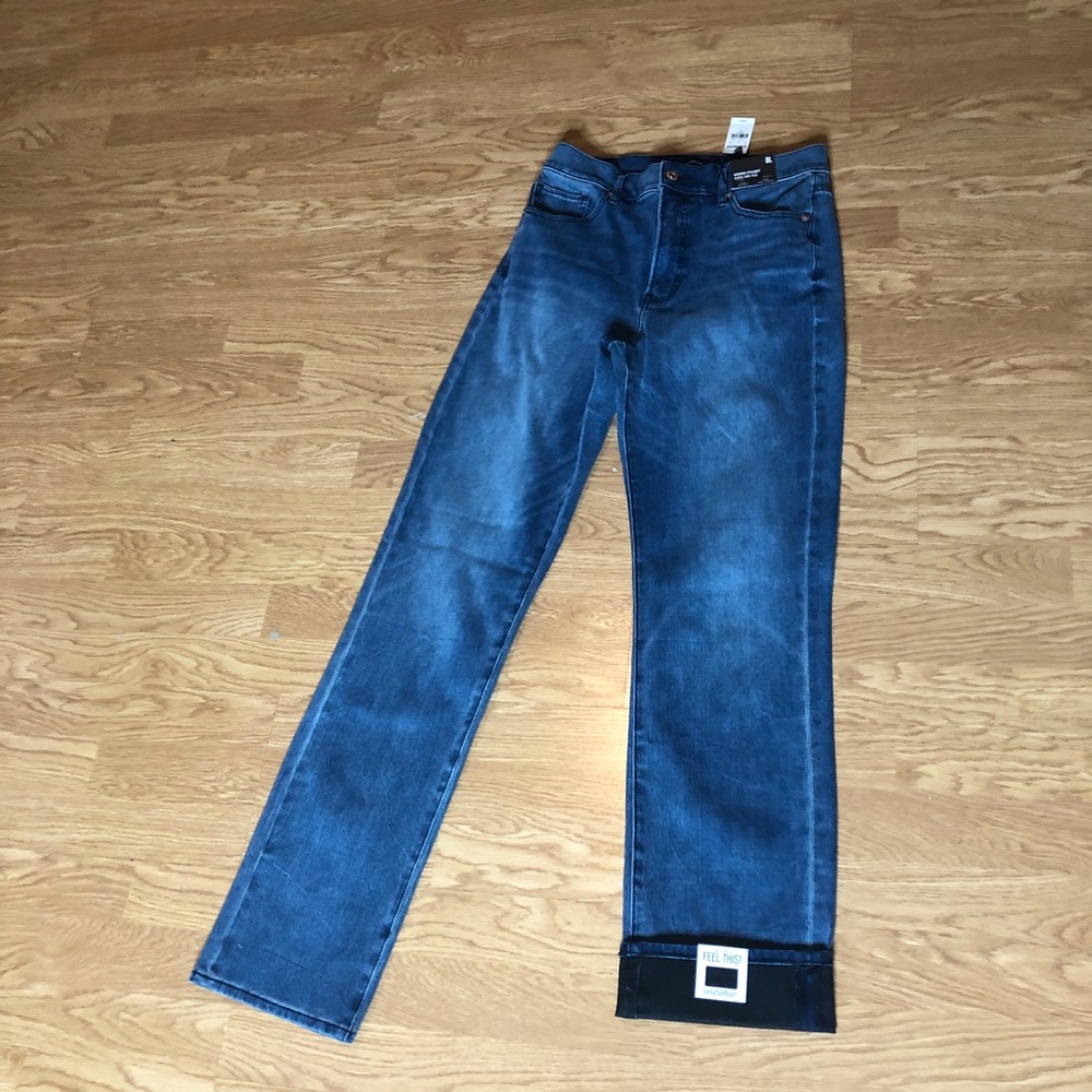 EXPRESS 💙SUPER HIGH WAISTED👖EXTRA SUPERSOFT MODERN STRAIGHT JEANS